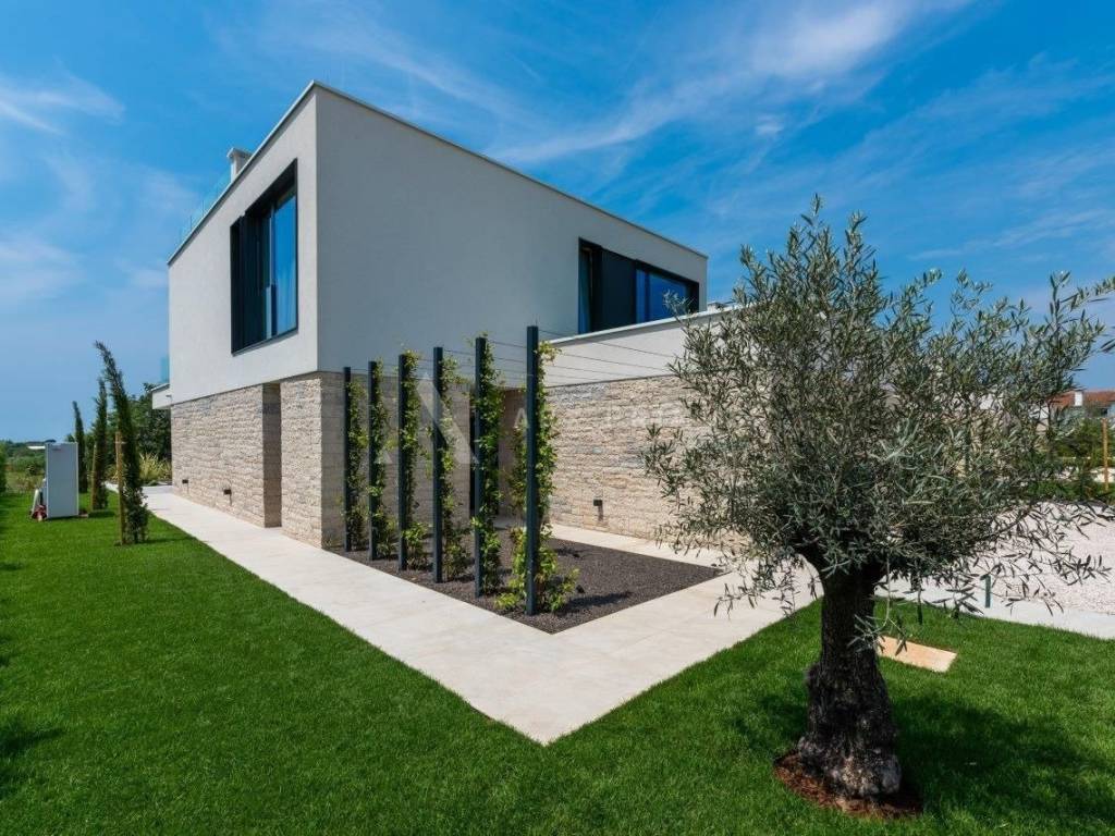 Vila, Prodaja, Porec, Kukci
