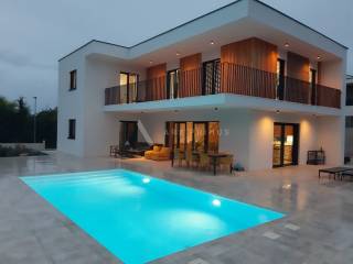Vila, Prodaja, Umag, Murine