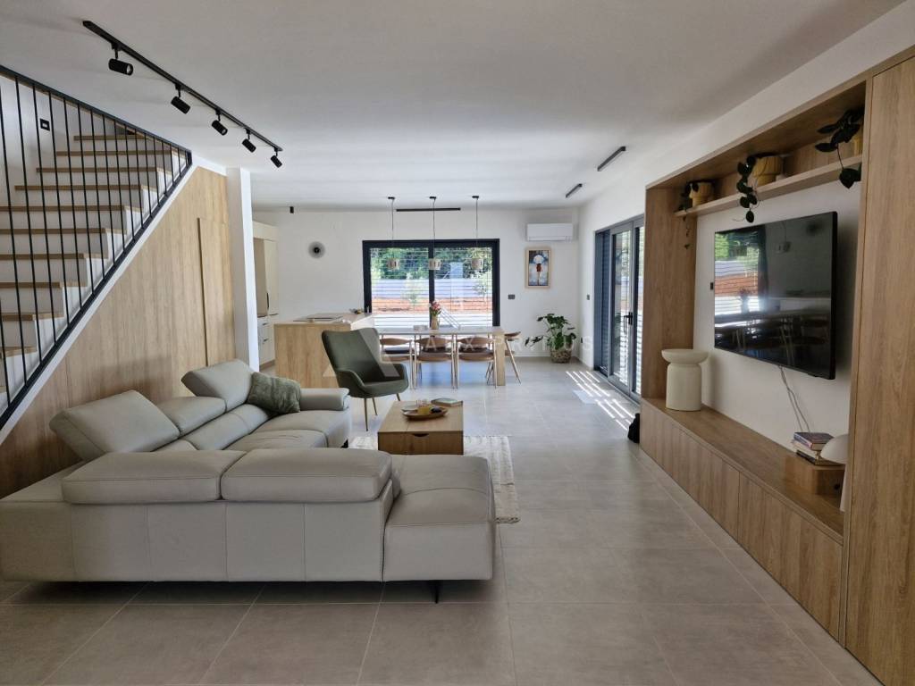 Vila, Prodaja, Umag, Murine
