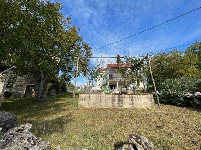 Kamena kuca, Prodaja, Oprtalj, Sveti Ivan