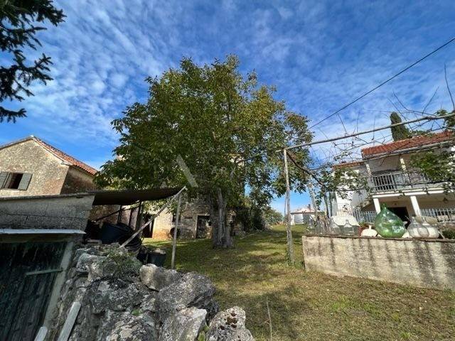Kamena kuca, Prodaja, Oprtalj, Sveti Ivan