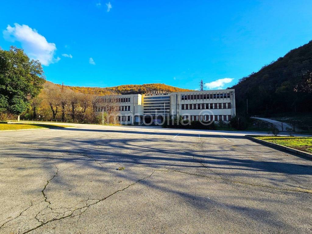 Poslovna zgrada, Prodaja, Rasa, Rasa