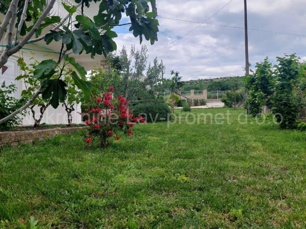 Vikend kuca, Prodaja, Drnis, Parcic