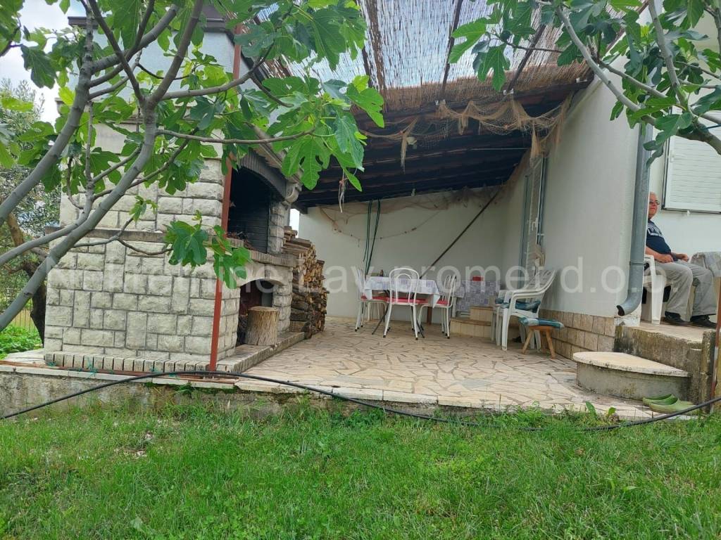 Vikend kuca, Prodaja, Drnis, Parcic