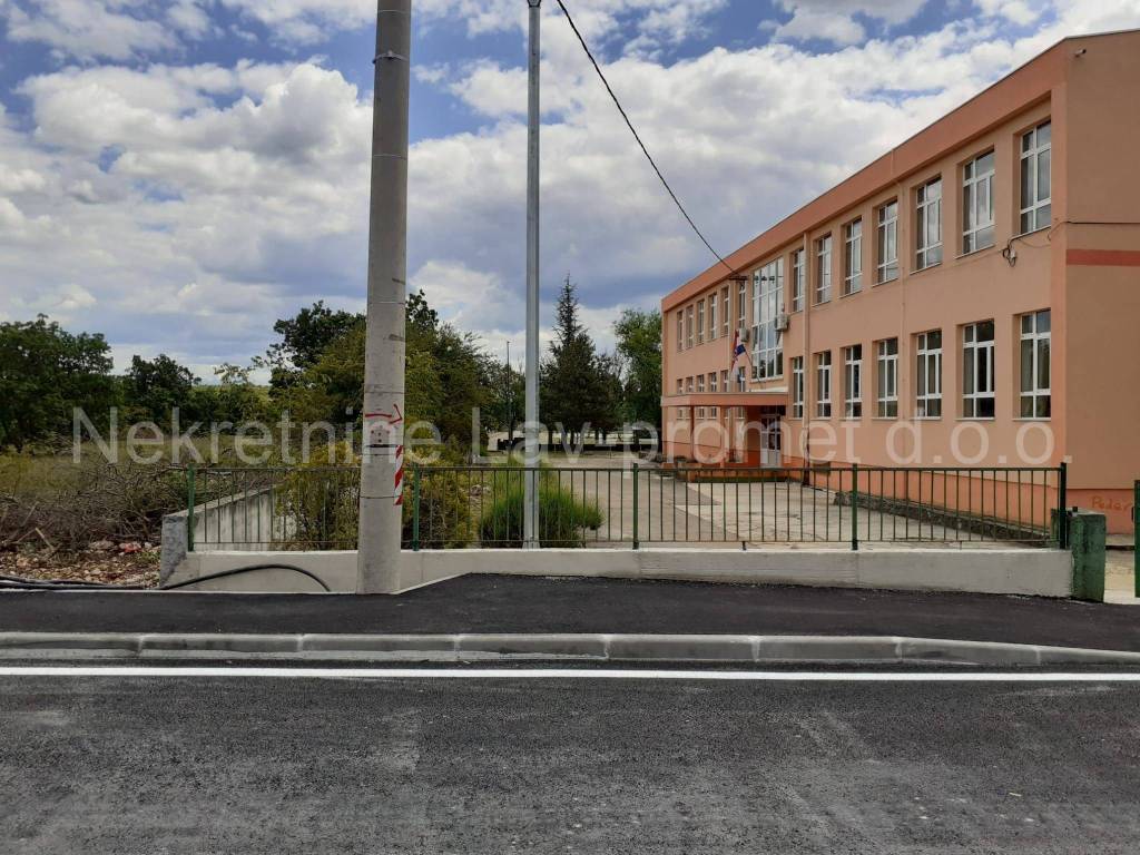 Gradjevinsko mjesovito, Prodaja, Unesic, Unesic