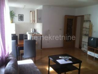 Flat in a building, Sale, Pula, Pula