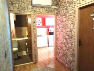 Flat in a building, Sale, Split, Split