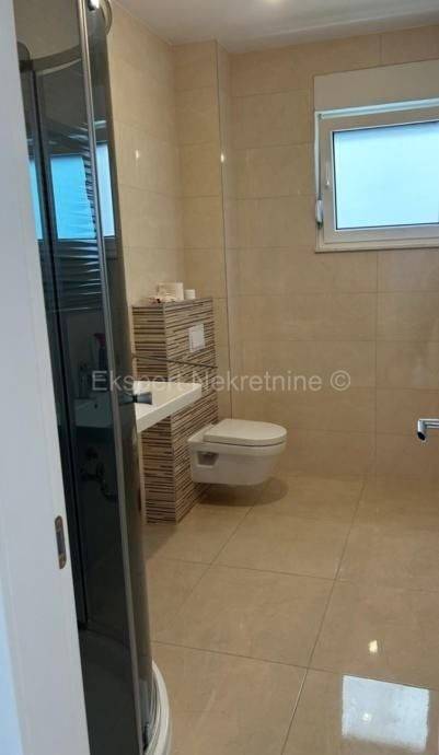 Stan u zgradi, Prodaja, Split, Split