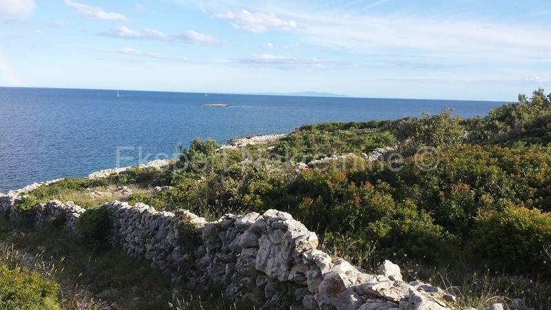 Zemljiste, Prodaja, Rogoznica