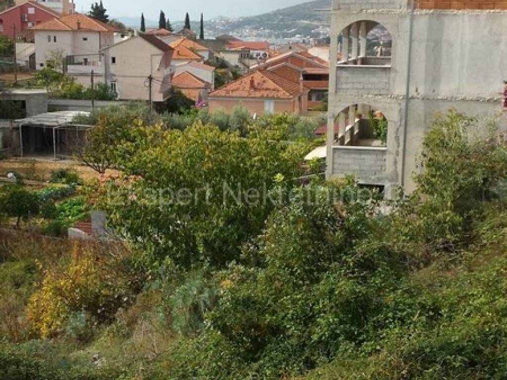 Zemljiste, Prodaja, Trogir