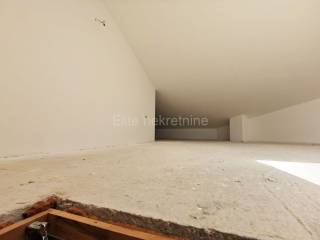 Flat in a building, Sale, Vodnjan, Peroj