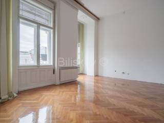 Flat in a building, Sale, Zagreb, Donji Grad