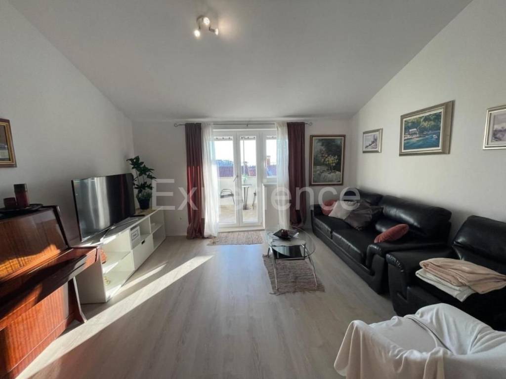Stan u zgradi, Prodaja, Porec, Porec