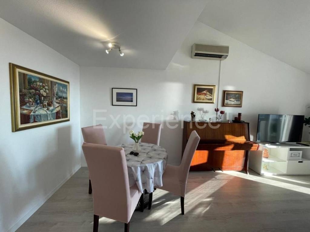 Stan u zgradi, Prodaja, Porec, Porec