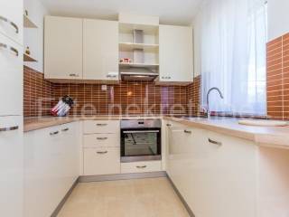 Flat in a house, Rent, Kostrena, Doričići