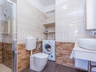 Flat in a house, Rent, Kostrena, Doričići