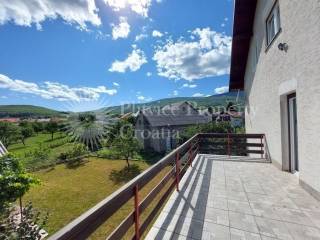 House with apartments, Sale, Plitvička jezera, Korenica