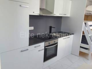 House with apartments, Sale, Crikvenica, Selce