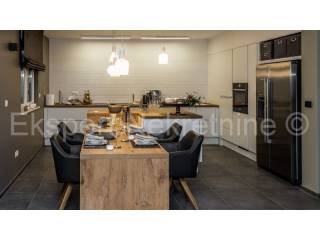 Flat in a new building, Sale, Okrug, Okrug Gornji