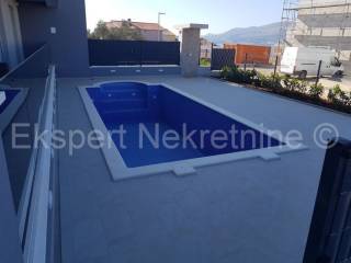 Flat in a new building, Sale, Okrug, Okrug Gornji