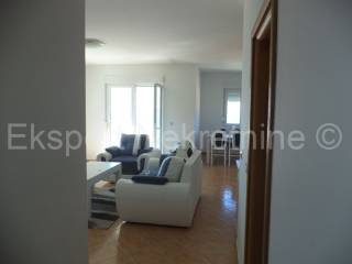 Flat in building, Sale, Okrug, Okrug Gornji