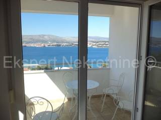 Flat in building, Sale, Okrug, Okrug Gornji