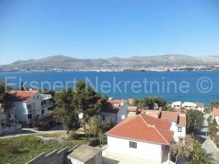 Flat in building, Sale, Okrug, Okrug Gornji