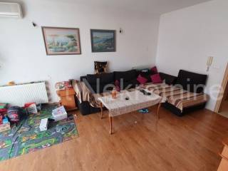 Flat in a building, Sale, Okrug, Okrug Gornji