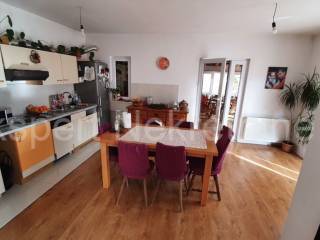Flat in a building, Sale, Okrug, Okrug Gornji