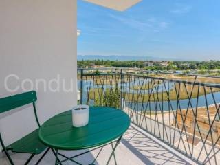 Apartman na moru, Prodaja, Nin, Zaton