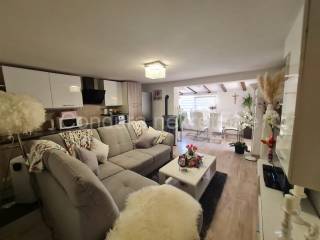 House with apartments, Sale, Nin, Zaton