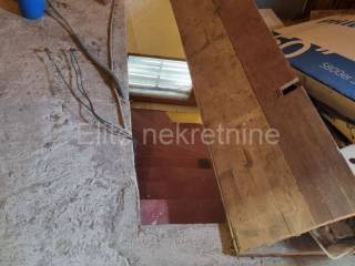 Stan u kuci, Prodaja, Crikvenica, Dramalj
