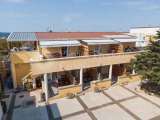 House with apartments, Sale, Novalja, Gajac