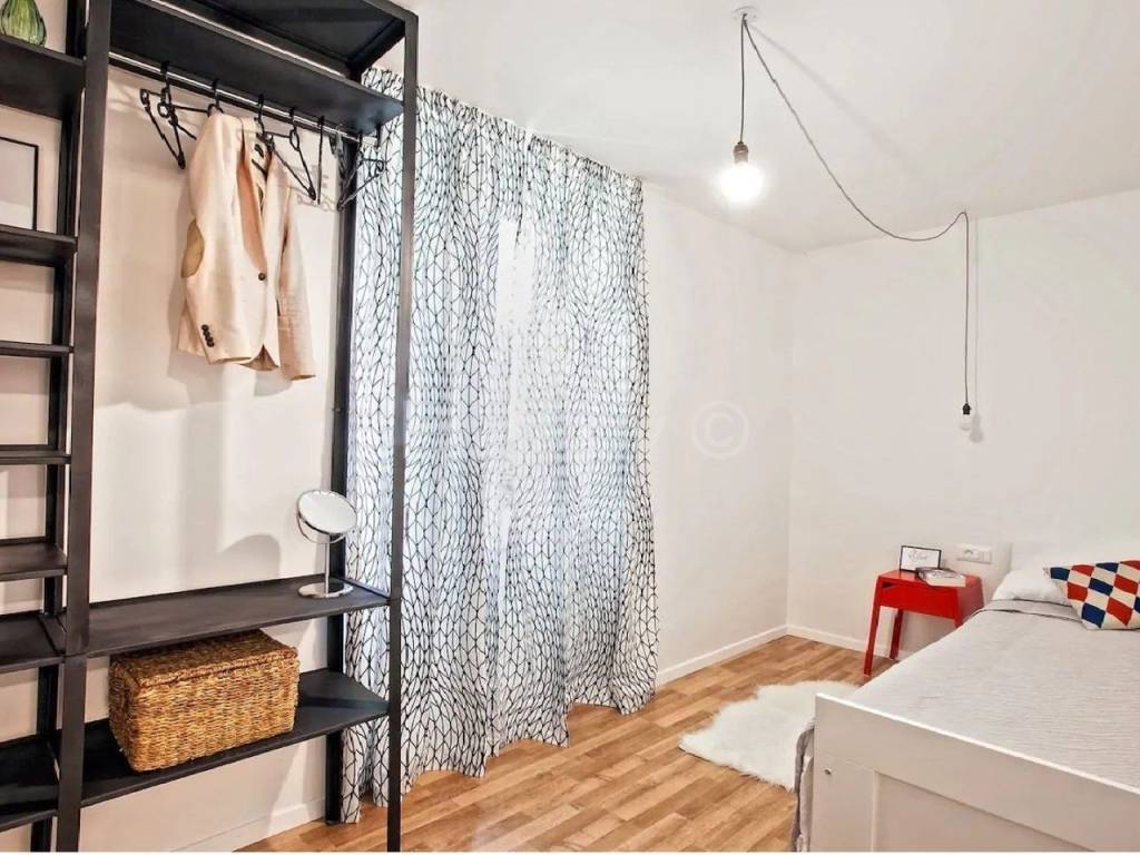 Stan u zgradi, Najam, Split, Split