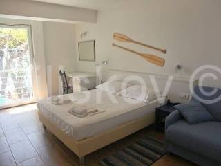 Samostojeca, Prodaja, Makarska, Makarska