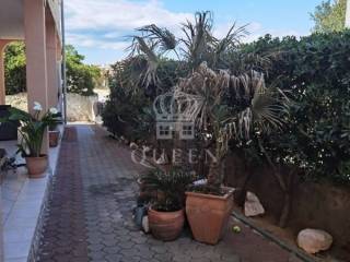 House with apartments, Sale, Vir, Vir