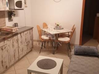House with apartments, Sale, Vir, Vir