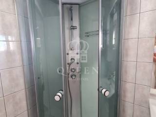 House with apartments, Sale, Vir, Vir