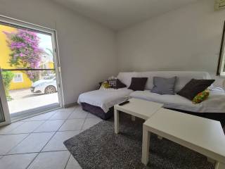 House with apartments, Sale, Vir, Vir
