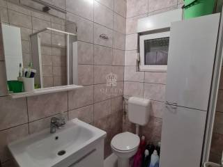 House with apartments, Sale, Vir, Vir
