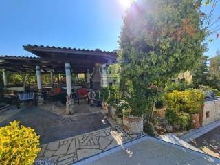 House with apartments, Sale, Vir, Vir