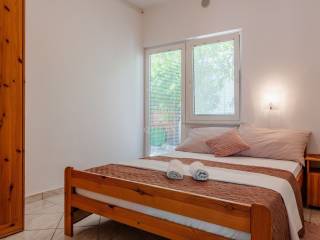 House with apartments, Sale, Vir, Vir