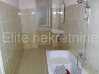 Flat in building, Rent, Rijeka, Centar