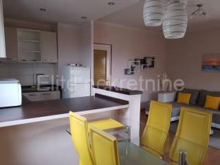 Flat in a building, Rent, Opatija, Opatija