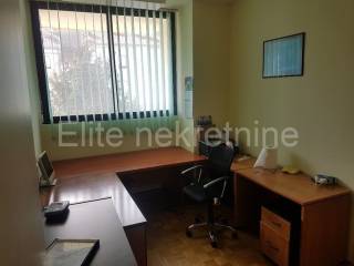 Ured, Najam, Rijeka, Zapad
