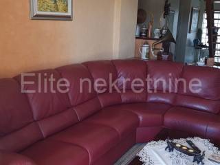 Flat in a villa, Rent, Kastav, Rubeši