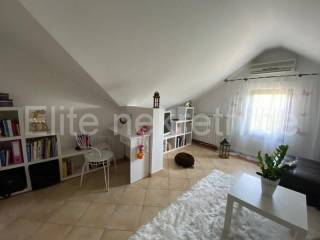Detached house, Rent, Viškovo, Mladenići
