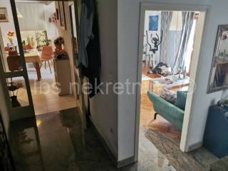 Detached house, Sale, Split, Split