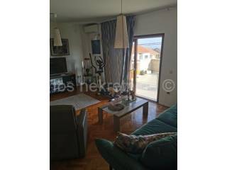 Detached house, Sale, Split, Split