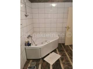 Detached house, Sale, Split, Split